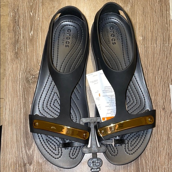 crocs serena metallic bar sandal